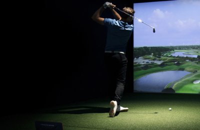 Virtuell golf på 125 olika banor
