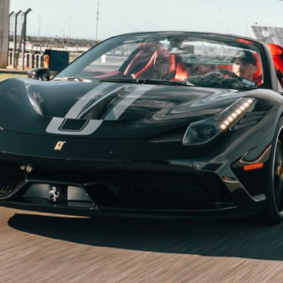 Ferrari vs Lamborghini – Speedtest